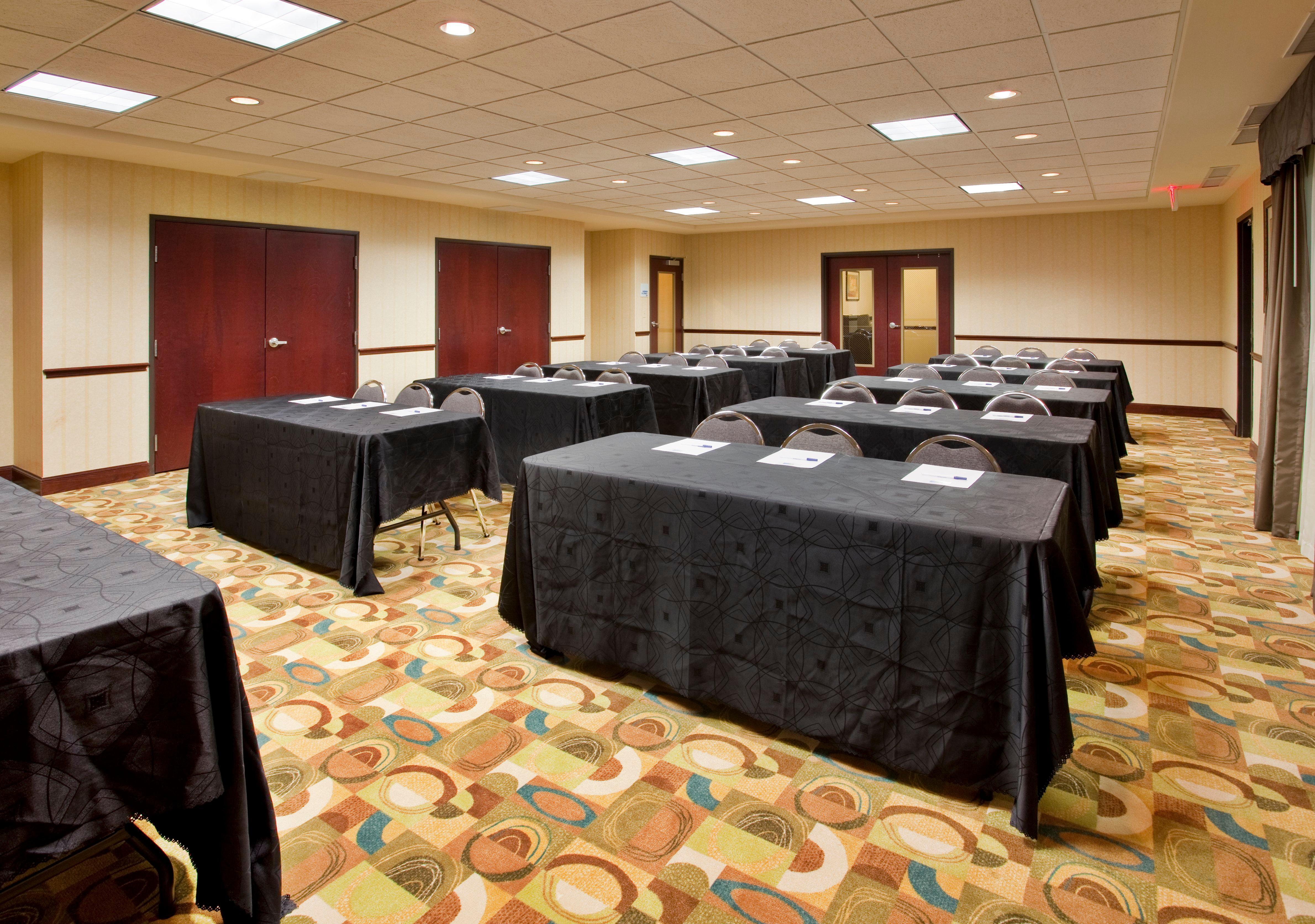 Holiday Inn Express Hotel & Suites Guthrie North Edmond, An Ihg Hotel Extérieur photo
